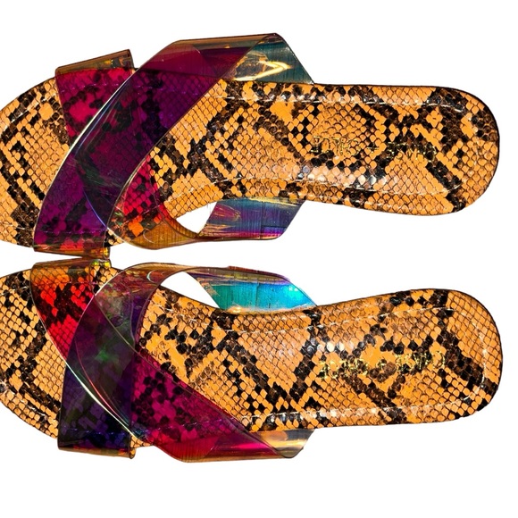 Vibrant Clear Criss-Cross Slides With Animal Print Soles - Picture 4 of 8